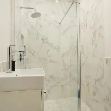 Apartment Majesti Upper Marais Apartments- Rue Du Faubourg Saint-martin *